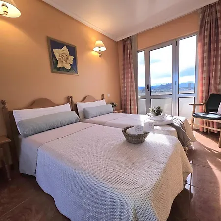 Quinfer Auto Check-in Hotel